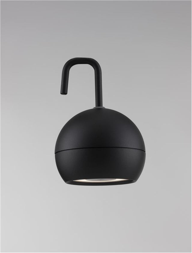 VENEDO Black Aluminium & Acrylic LED 2 Watt 3,7 Volt 180 Lm 3000K IP54 D: 10.2 W: 10.2 H: 15 cm