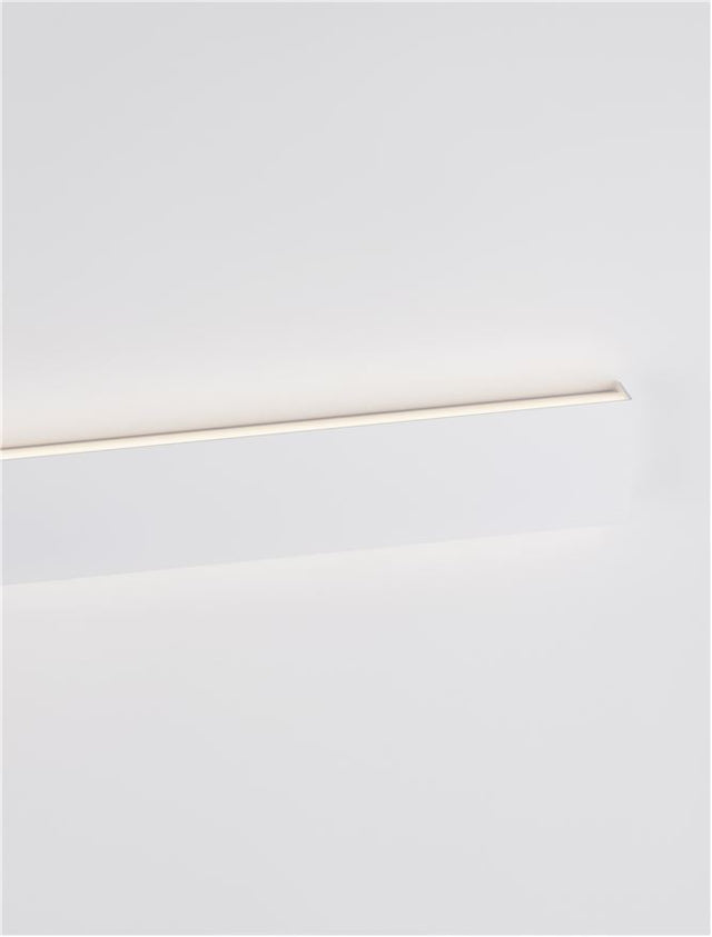 SELINE Sandy white Aluminium LED 36 Watt 230 Volt 2614Lm 3000K IP44 L: 90 W: 2.7 H: 7.5 cm