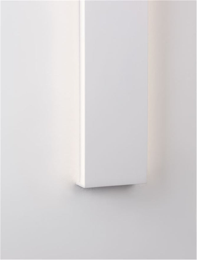 SELINE Sandy White Aluminium LED 44 Watt 230 Volt 3124Lm 3000K IP44 L: 120 W: 2.7 H: 7.5 cm