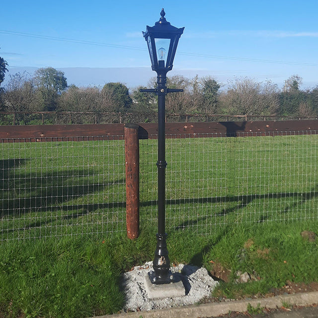 Foundation frame, square in galvanised steel