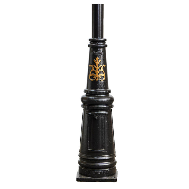 Victorian traditional cast iron lamp post