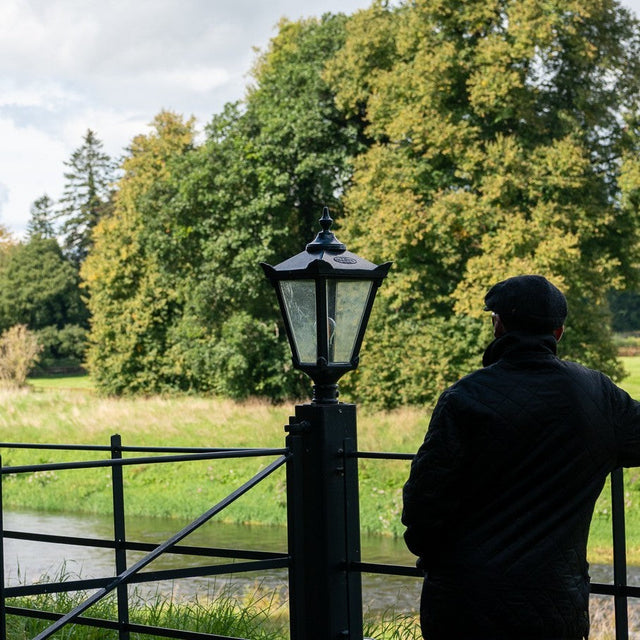 Victorian traditional cast iron pier light for narrow pier caps