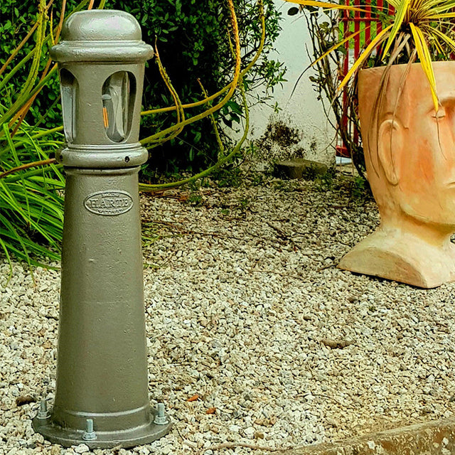 Decorative bollard light in cast iron