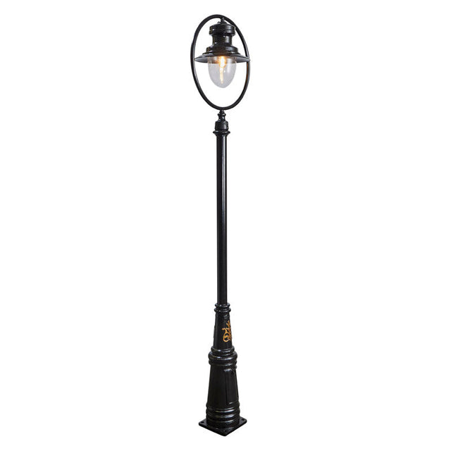 Classic railway style lamp post in cast iron and steel