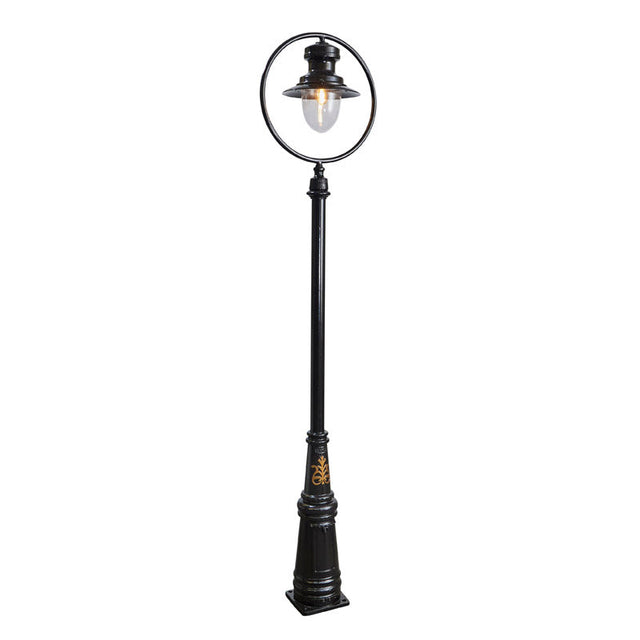 Classic railway style lamp post in cast iron and steel