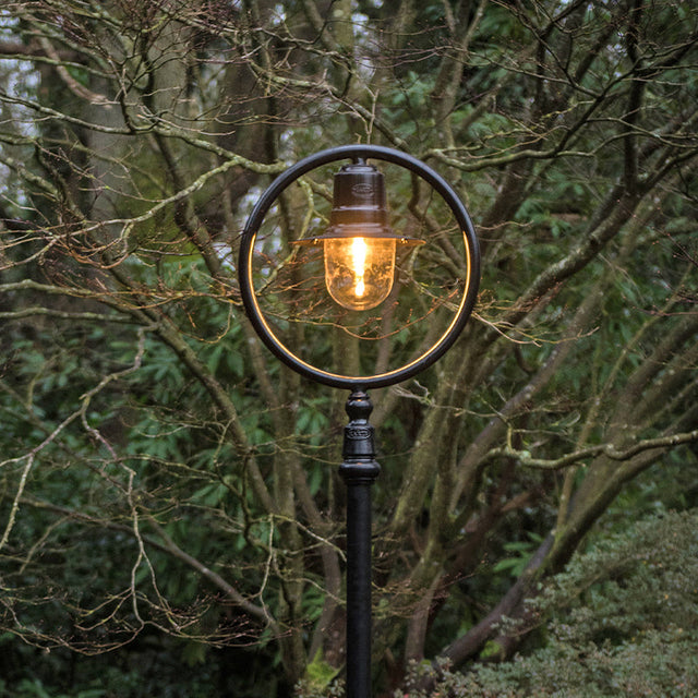 Classic railway style lamp post in cast iron and steel