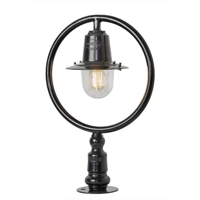 Classic railway style pier light for narrow pier caps