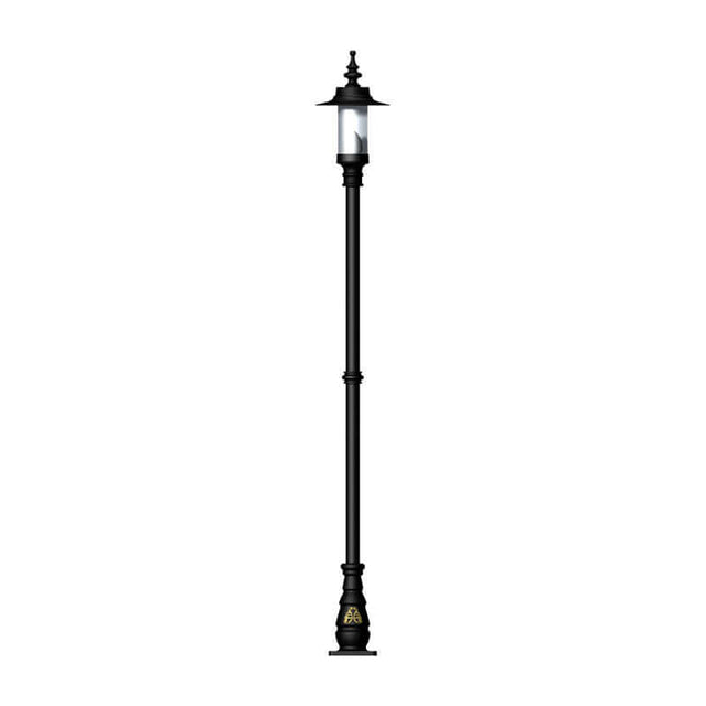 Georgian style lamp post in cast iron and steel