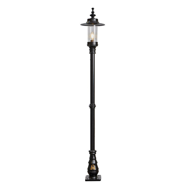 Georgian style lamp post in cast iron and steel