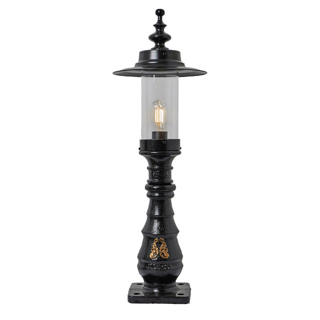 Georgian style pedestal light in cast iron and steel