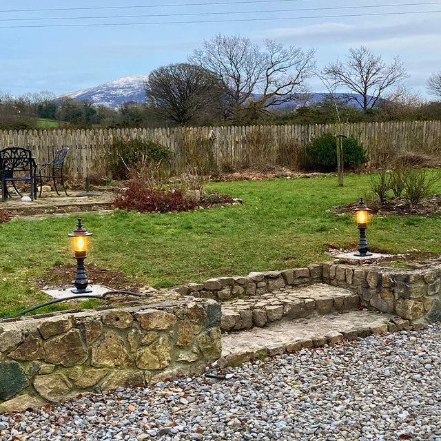 Georgian style pedestal light in cast iron and steel