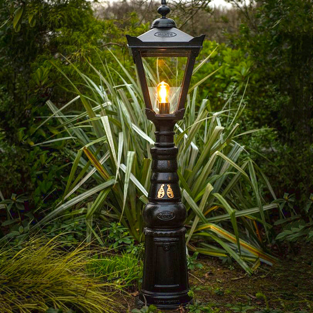 Victorian traditional cast iron pedestal light