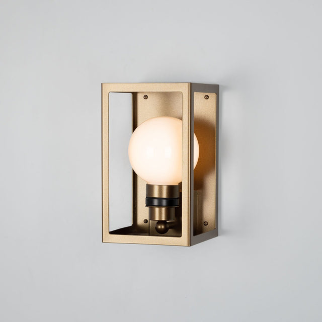 Hamilton IP65 Wall Light