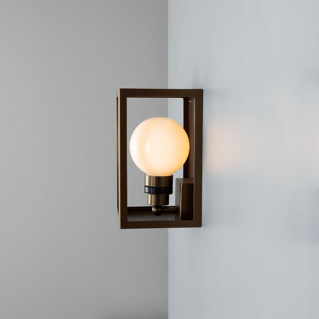 Hamilton IP65 Wall Light