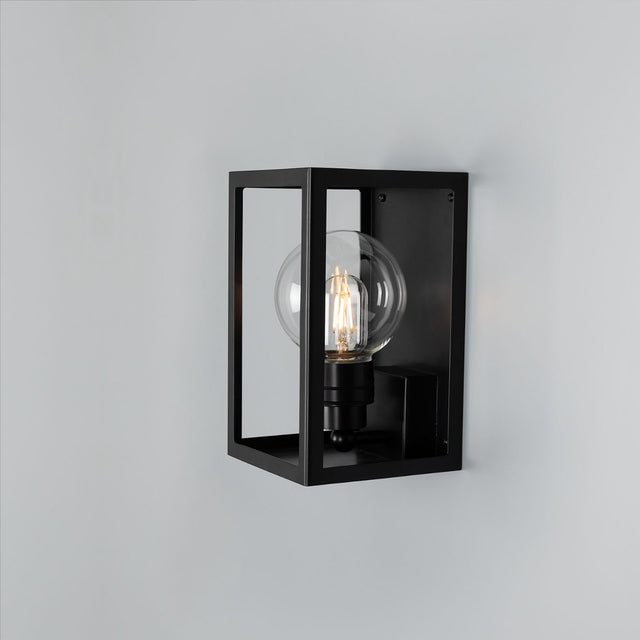 Hamilton IP65 Wall Light