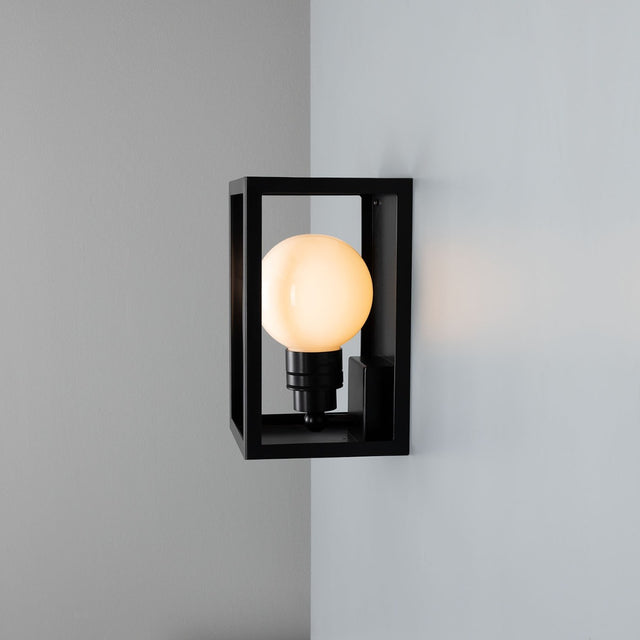 Hamilton IP65 Wall Light