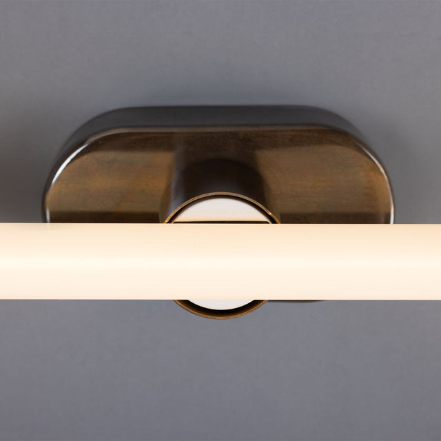 Valencia Single Wall Light IP20