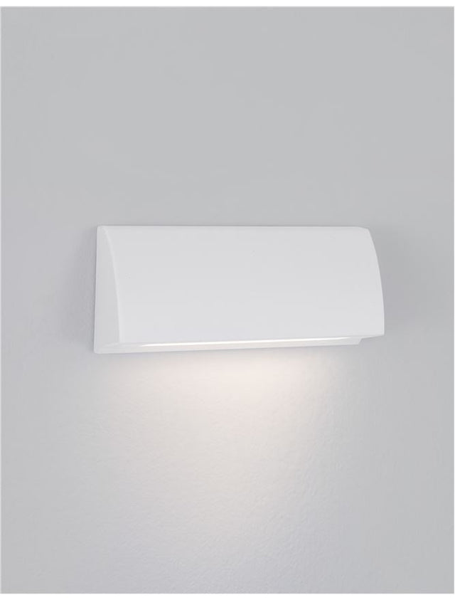 LIV White Die-Casting Aluminium & Glass Diffuser LED 3.5 Watt 150Lm 3000K 200-240 Volt
Beam Angle 120° IP54 L: 13 W: 3 H: 5.5 cm