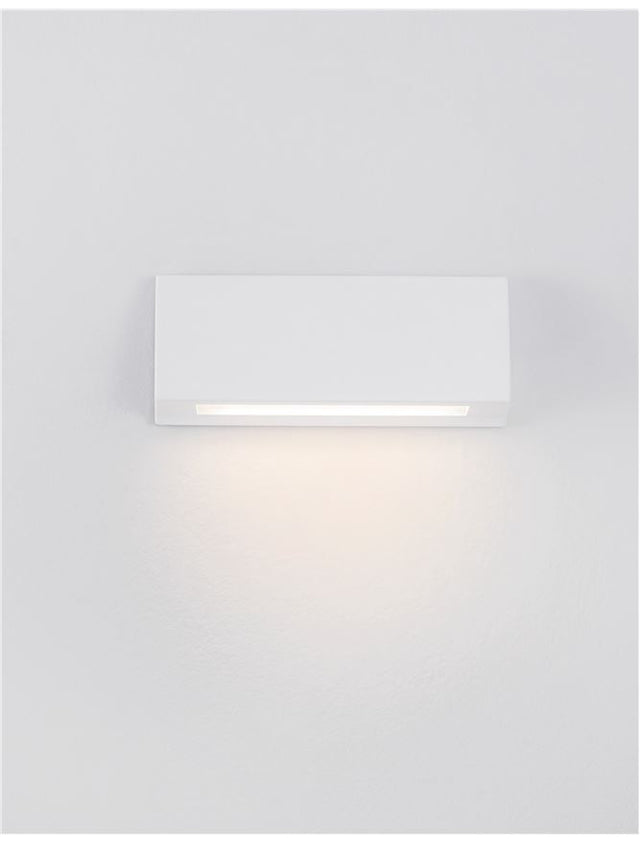 LIV White Die-Casting Aluminium & Glass Diffuser LED 3.5 Watt 150Lm 3000K 200-240 Volt
Beam Angle 120° IP54 L: 13 W: 3 H: 5.5 cm