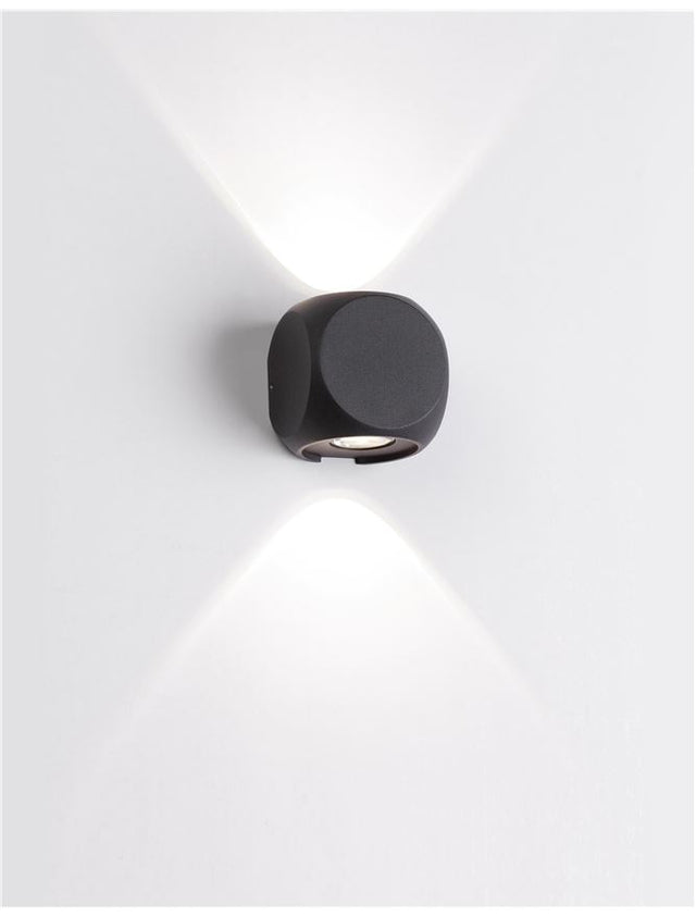 ZARI Sandy Black Alum. & Glass LED 2x2 Watt 285Lm 3000K 2 sides light L: 5.5 H: 6.5 cm IP54