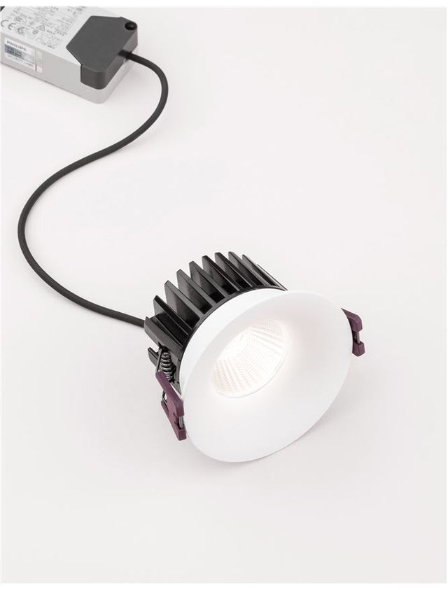 BLADE White Aluminium LED 12 Watt 720Lm 3000K D: 8.5 H: 5.4 cm IP65