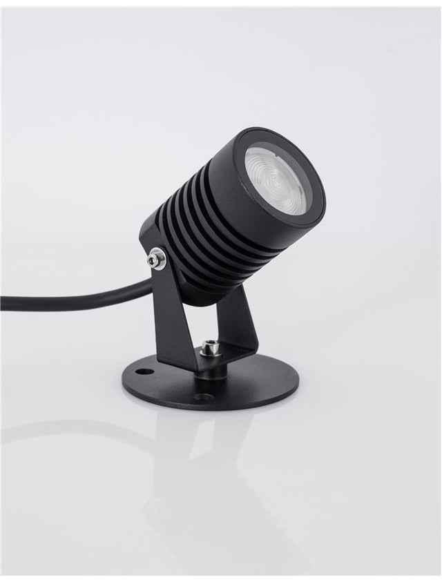 FEND Black Aluminium & Glass LED 5 Watt 378Lm 3000K CRI>80 100-240 Volt Beam Angle 21° IP65
D: 5 W: 7 H: 12 cm