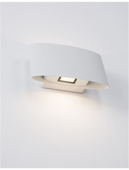 CHEZ White Aluminium & Glass LED 2x5 Watt 560Lm 3000K 100-240 Volt Beam Angle 90° IP54
Light Up & Down L: 17 H1: 8.5 H2: 14 cm
