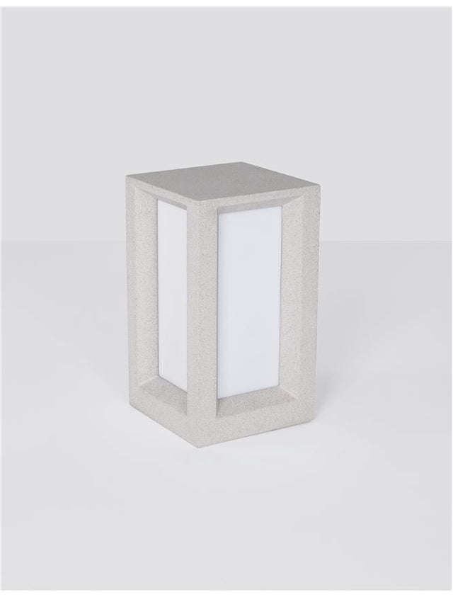 CASTRO White Sandstone & Acrylic LED E27 1x12 Watt Bulb Excluded 100-240 Volt IP65
L: 20 W: 20 H: 35 cm