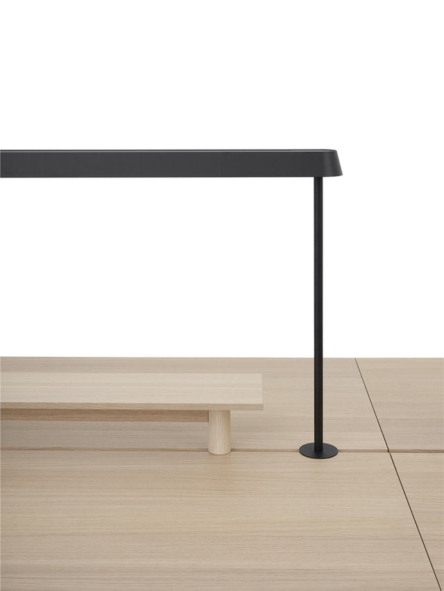 Linear Mounted Lamp