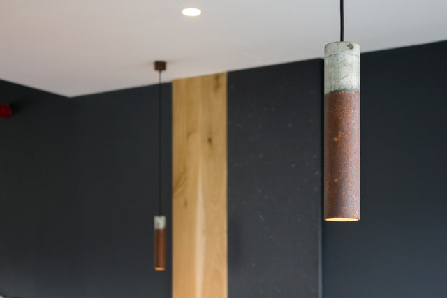 V Pendant lamp