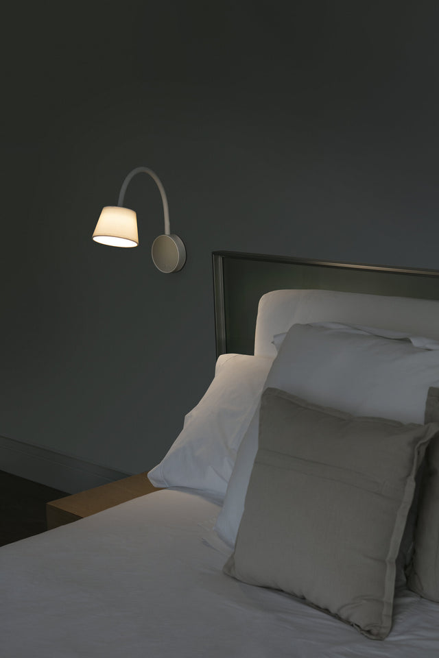 BLOME WALL LAMP