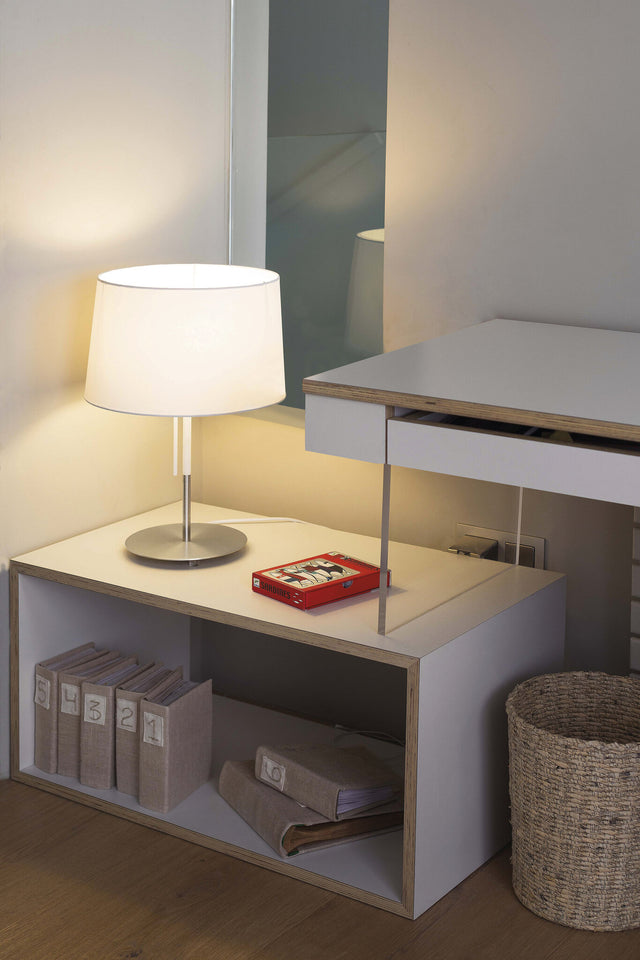 VOLTA TABLE LAMP E27 20W 2700K