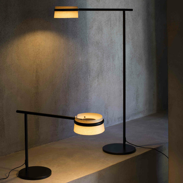 LOOP FLOOR LAMP